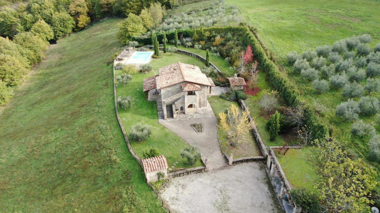 Villa Elisa - Private Pool & Airco Near Reschio Castle Lugnano Dış mekan fotoğraf